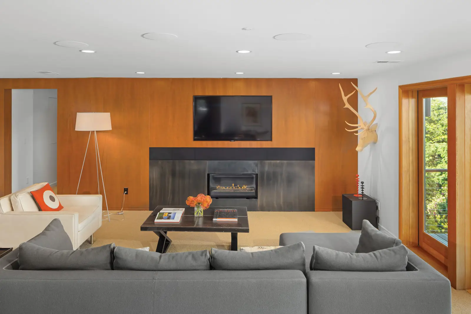 084-4230 SW Council Crest Dr-84