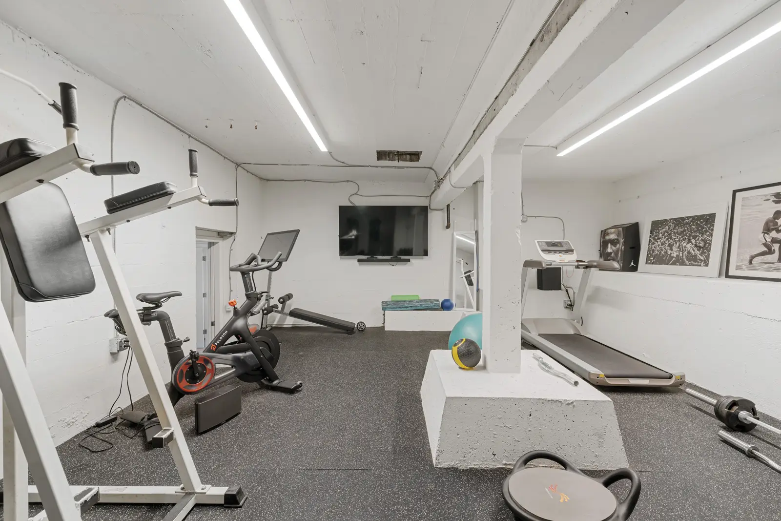 097-4230 SW Council Crest Dr-97